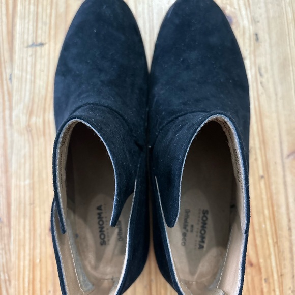 Sonoma Black Ankle Boots - Picture 2 of 4